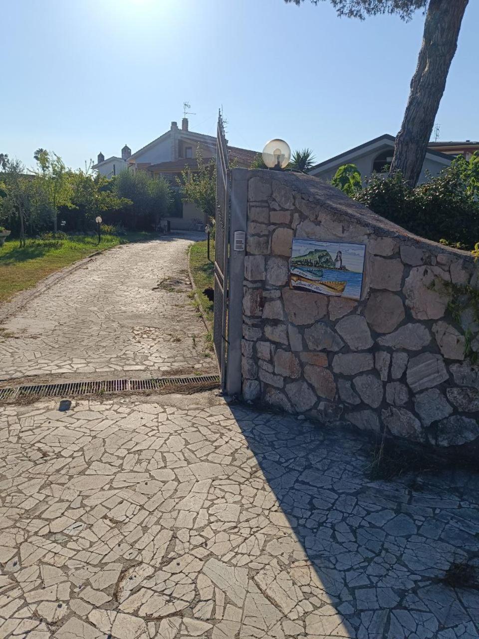 Villa Regina Sul Mare Terracina Exterior foto