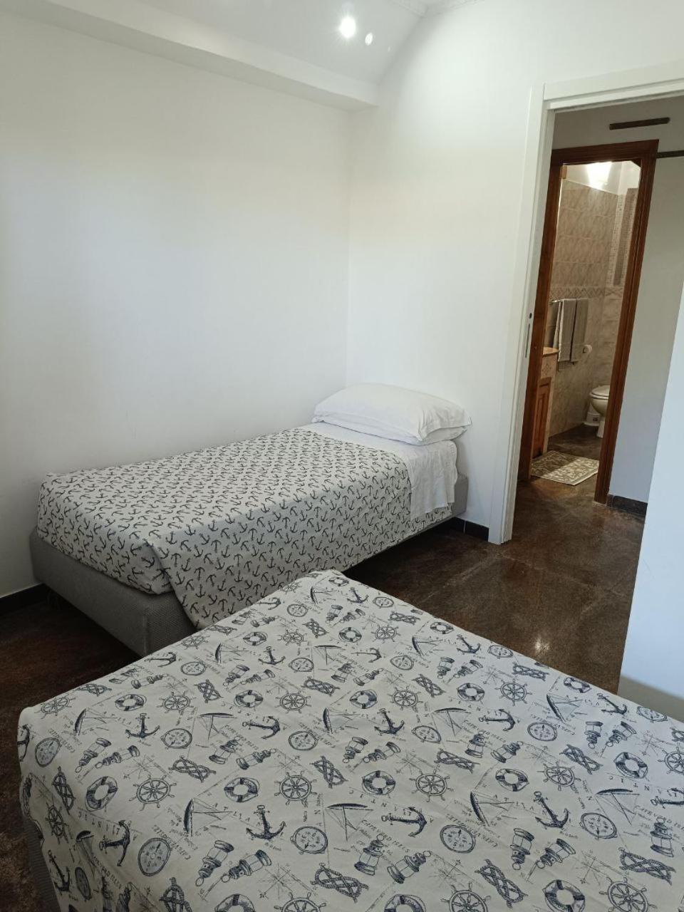 Villa Regina Sul Mare Terracina Exterior foto