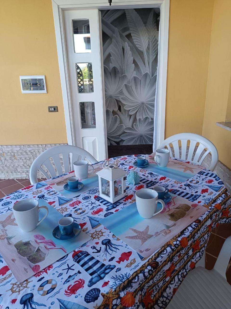 Villa Regina Sul Mare Terracina Exterior foto